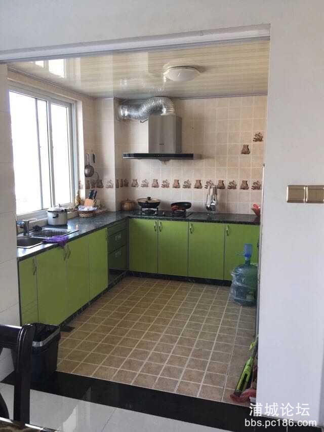 UO063Evekvzj.jpg