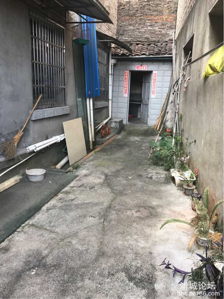 QsH821Z2sOuU.jpg