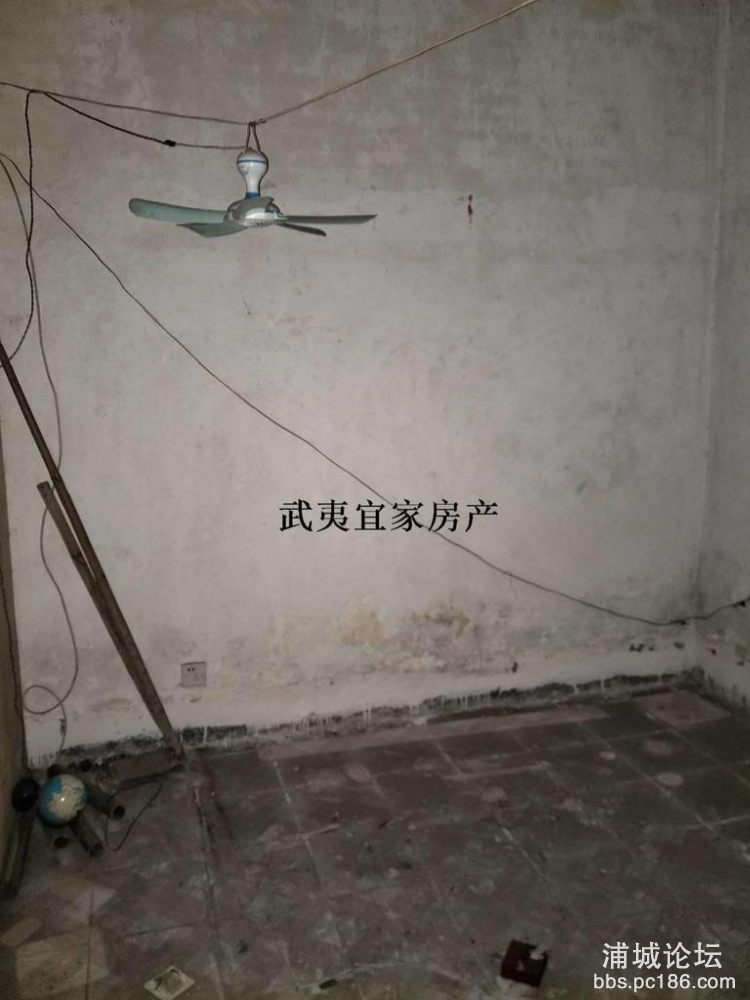 beb31a93925a43c1a8c3dfb0a7aee214.jpg