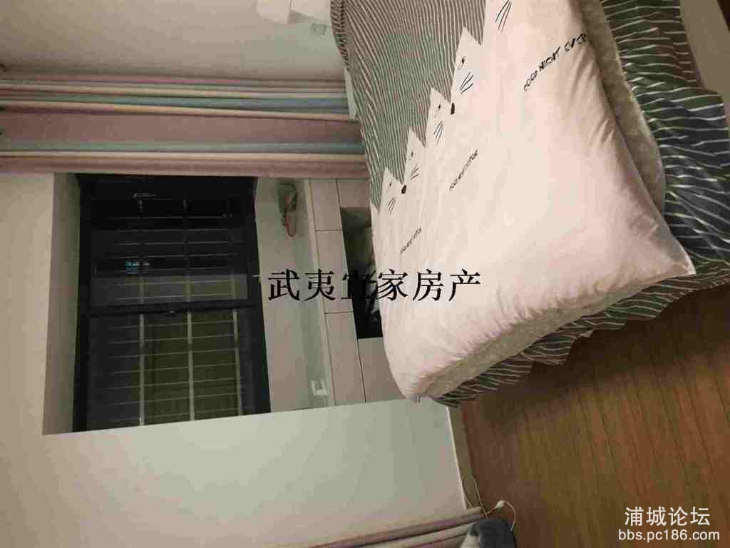 fa61c48b6aff4ab7b2bd2cbffada3173.jpg
