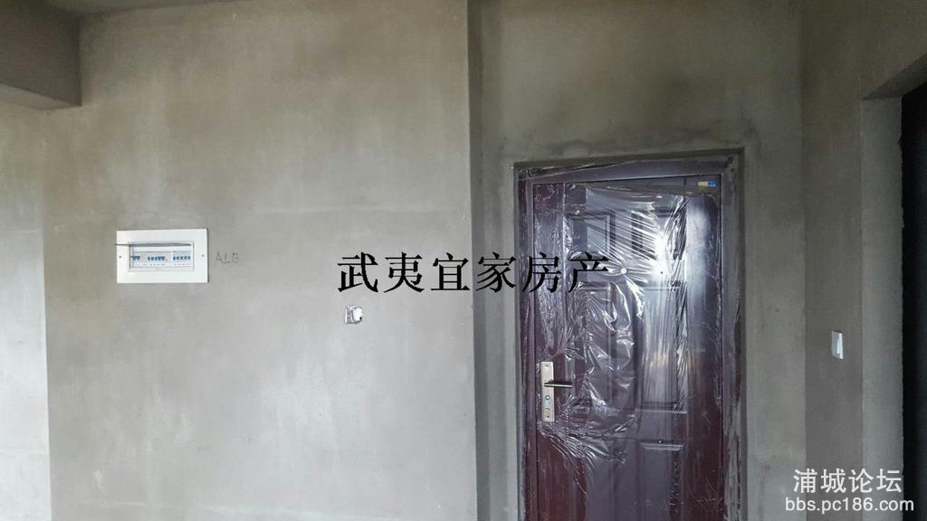 76bdfa4d33af42f3b89dac36b1ed6450.jpg