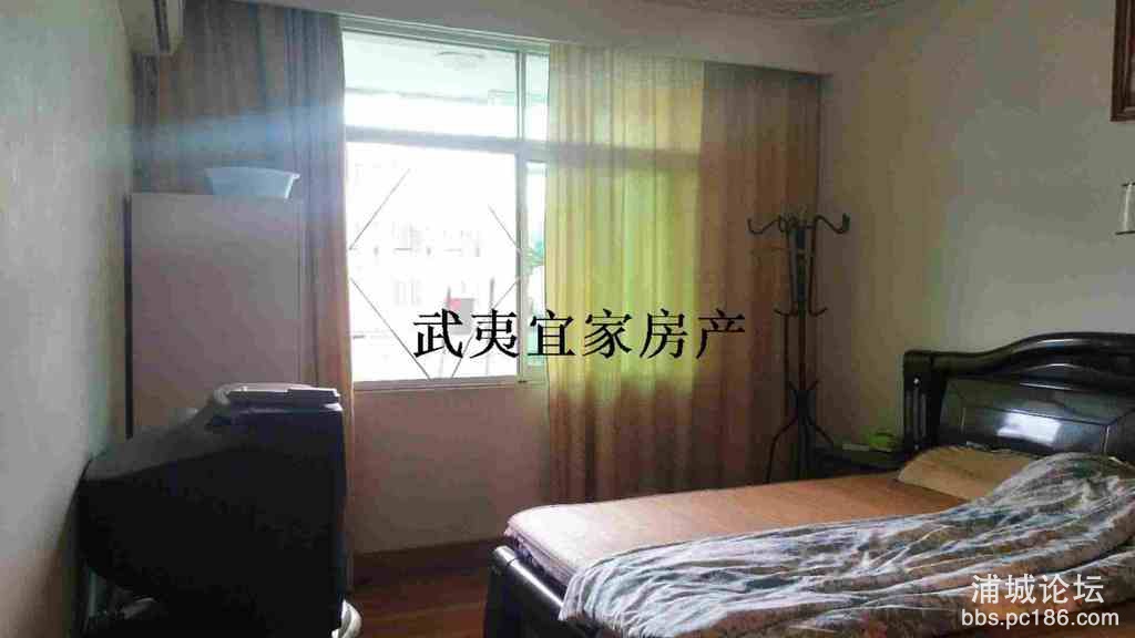 bd9c1a319b164f62a2e0bc3f20dbc5dd.jpg