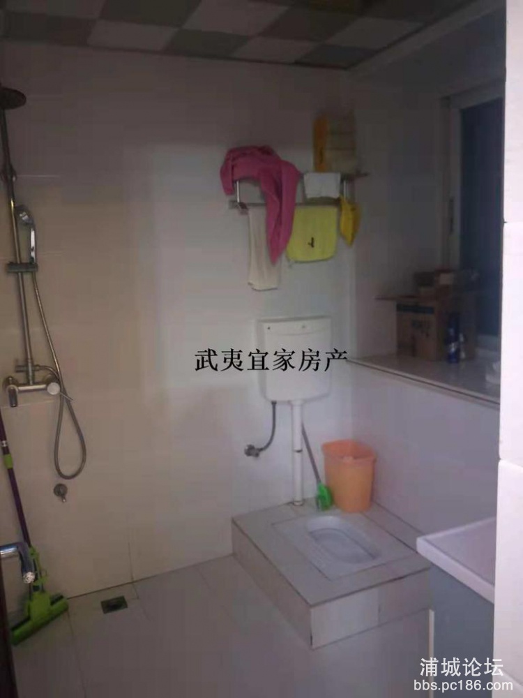 fe37c5296d9f4880b908b34c09dda3e2.jpg
