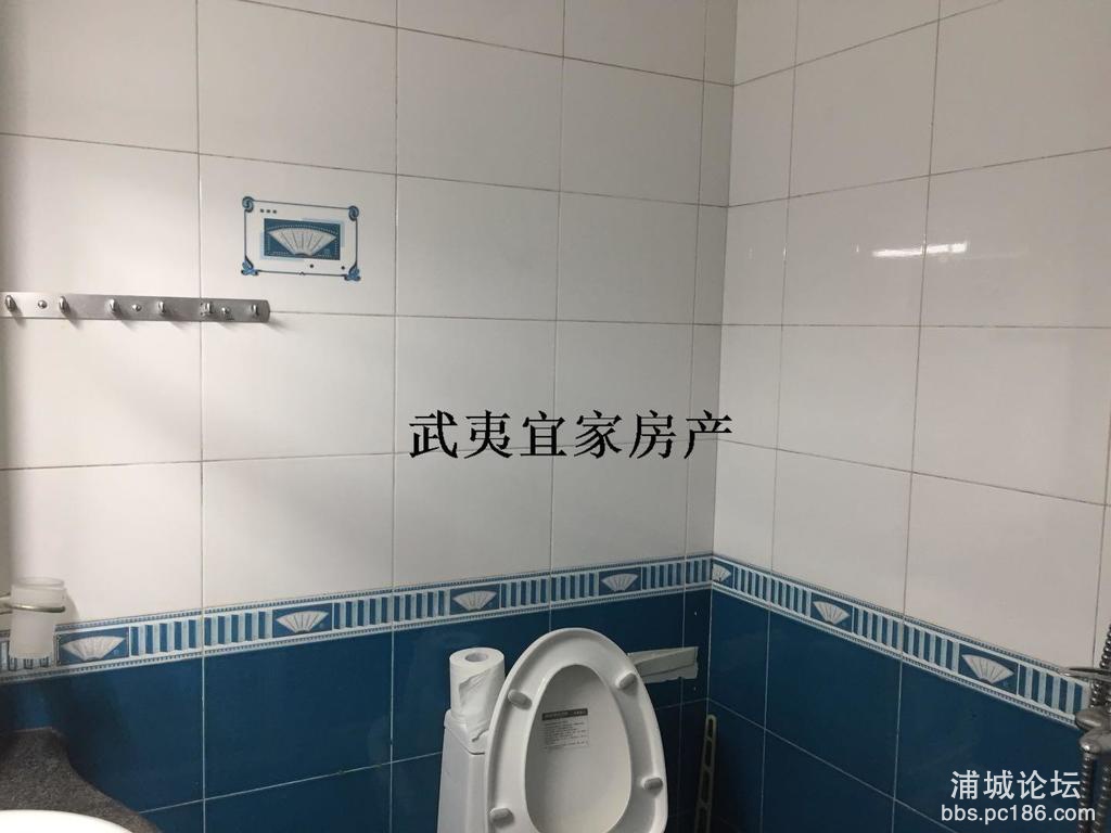 e1aa5bf4f55b4534a9ba79c7590460a9.jpg