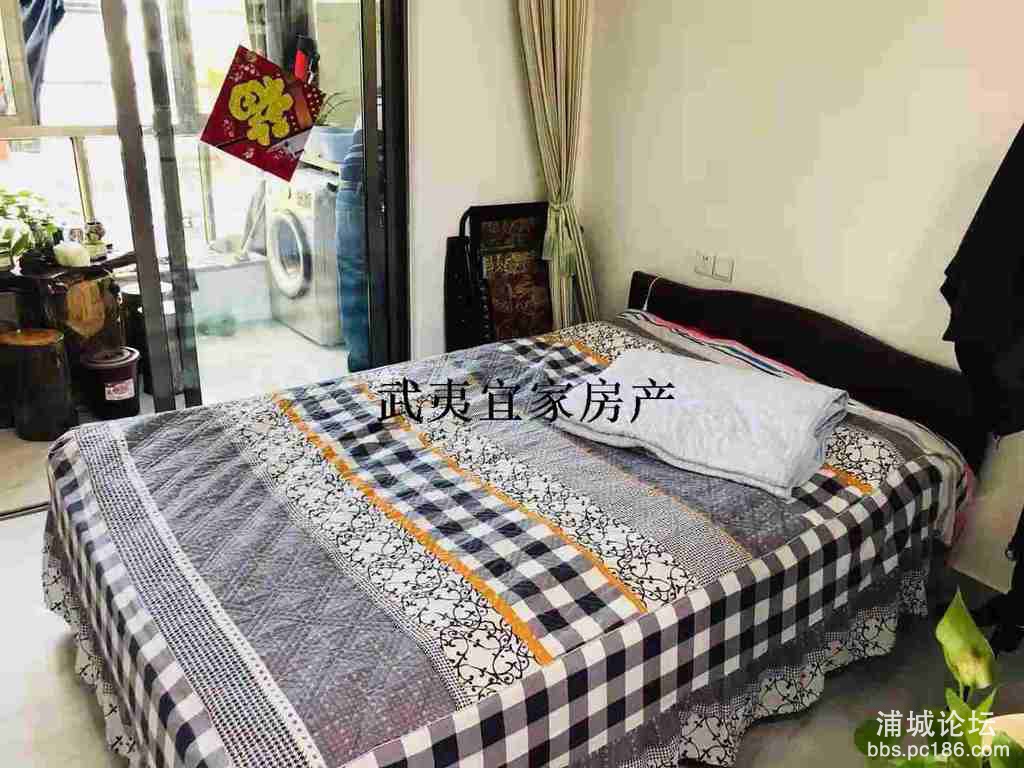 ac26276391cd4ae6a2a2eadd4cada5bd.jpg