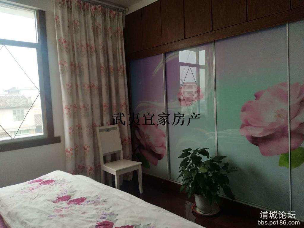 b55ccf8f2bba47bc99f442e159d71ed9.jpg