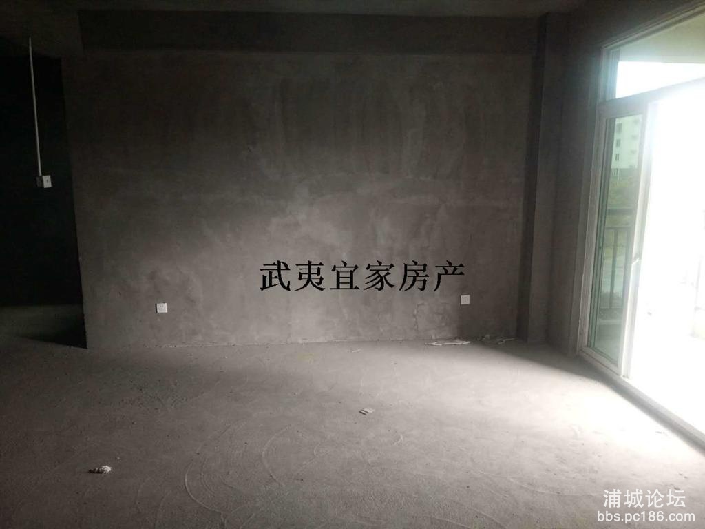 e0ca4598f8b440a3b582af2fafdf118f.jpg