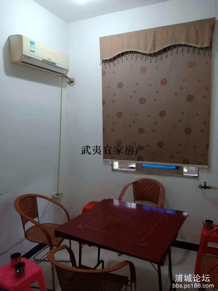 5d356b109e5544e4a1a19dfb2bcce139.jpg