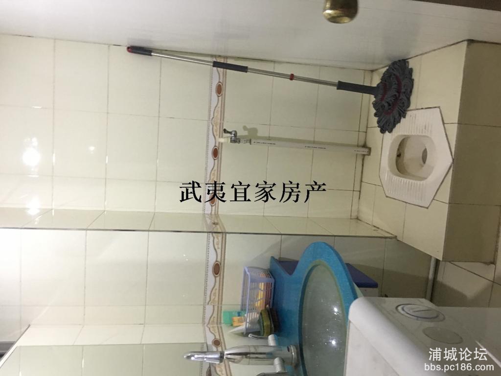 fc0fa62c905c4bf3a1457969eb70b53f.jpg