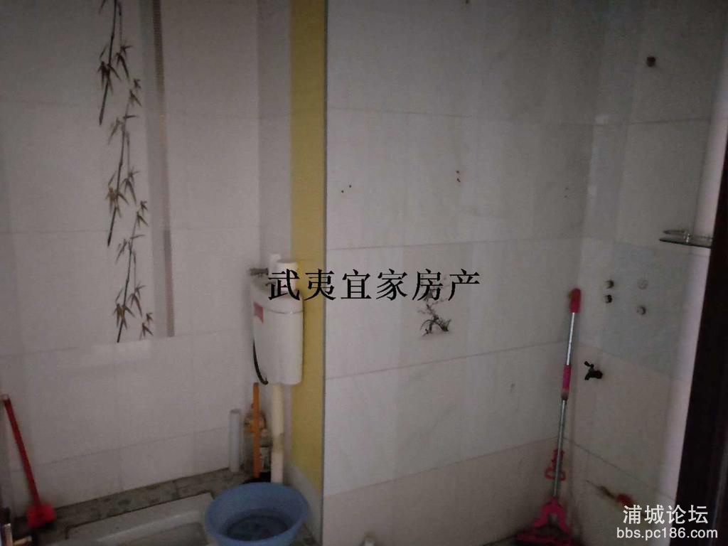 f8ac4cbfe51547bdaa9f43b05893a56f.jpg