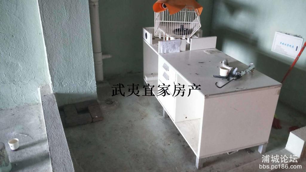 e7a9587b367a41a6b3d87c25611d1491.jpg