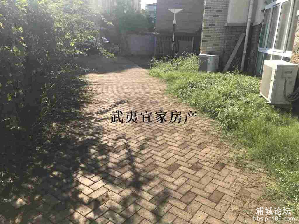 af4eb3c828024b048b76a9ca2b34b9ac.jpg
