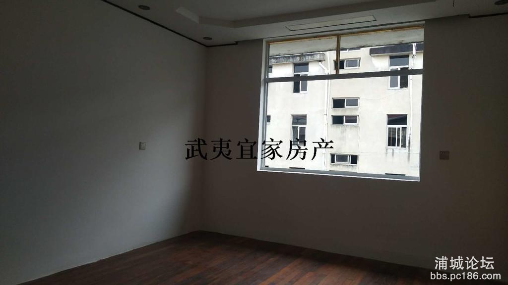 b634a80a03f84a64b63de2fe2d65b389.jpg