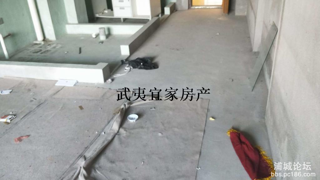 abf6f03ebe0345b6881d83d47f239b6d.jpg