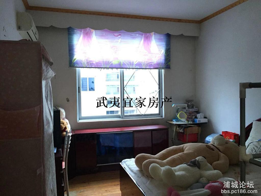 b4dbf4492f7240c5997f99703ca1f7f3.jpg