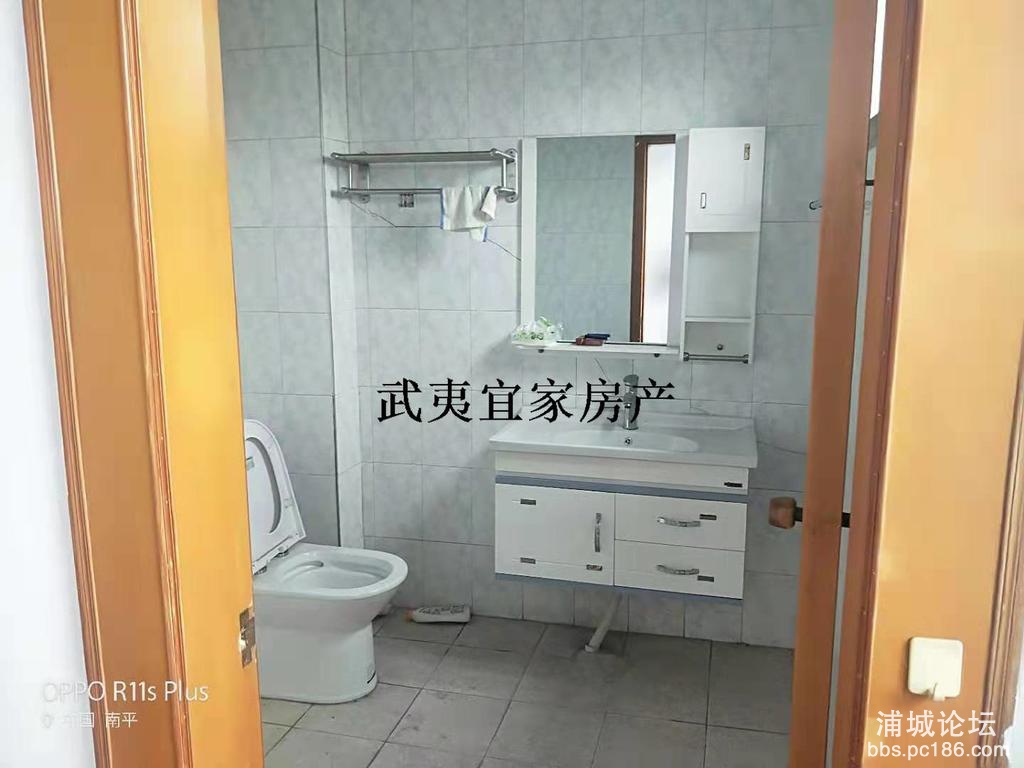 38c1e2ff221e4a1eaedbbb7ff5afdd1c.jpg