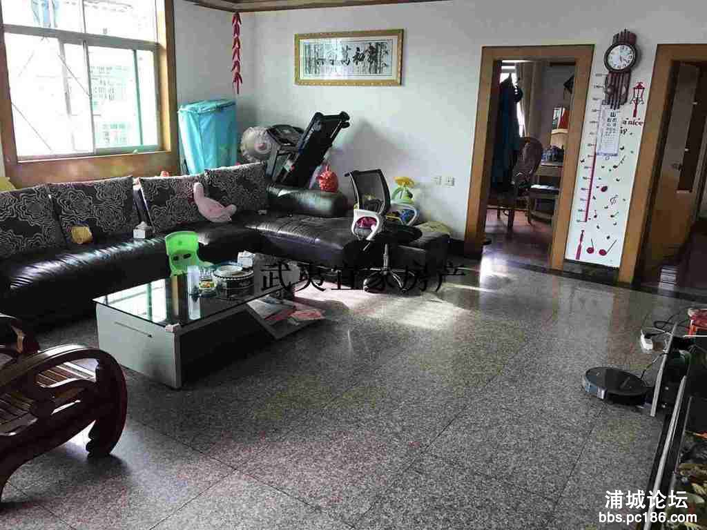 102353srcyrz5545cll6nn.jpg