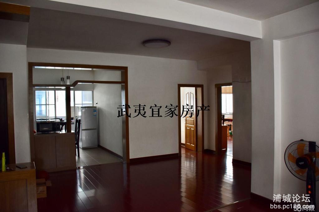 bc80eefd3a6948a684ec5d5dace1255f.jpg