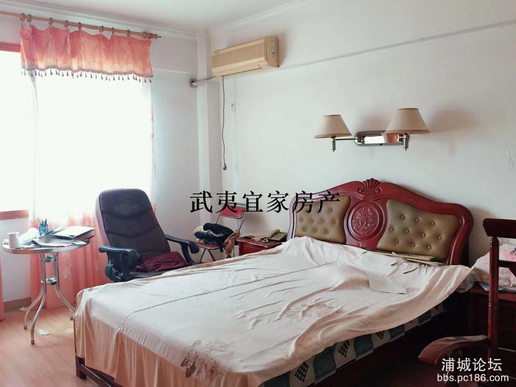 b6a6bed28dc24044930395fc7ed19e15.jpg