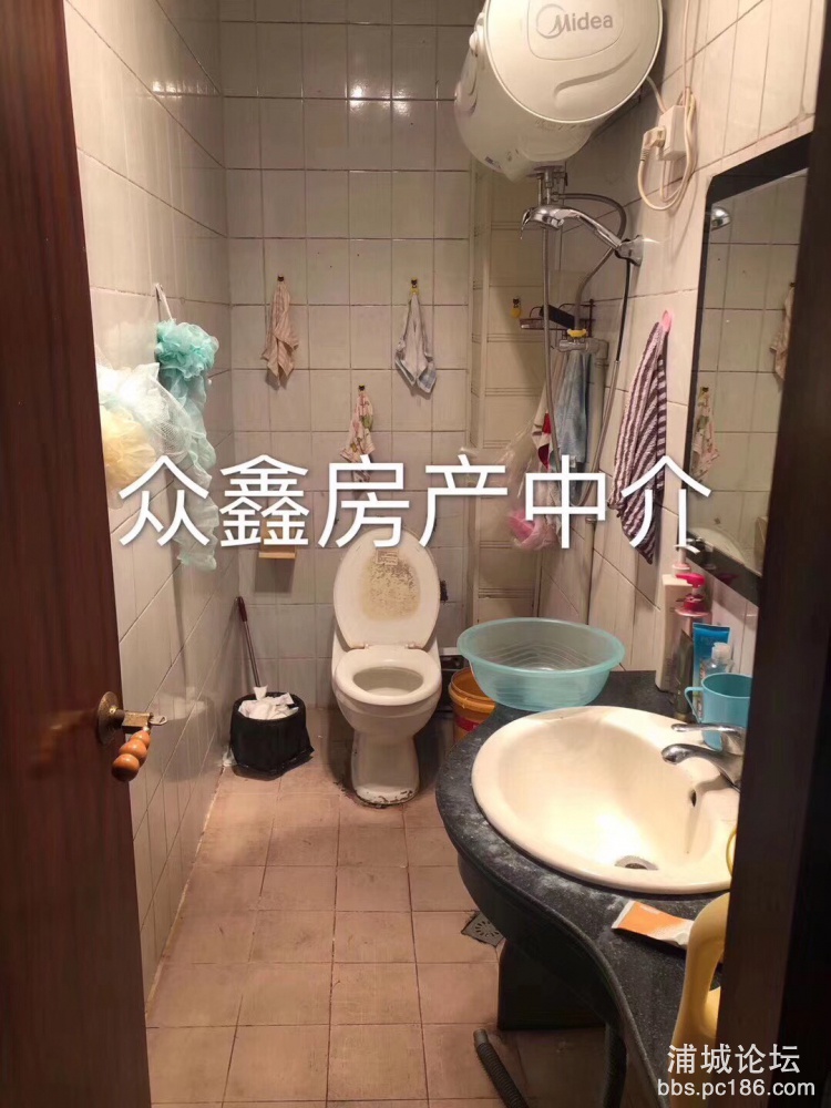 052af795090ca2c2ed82b50d9c38e79.jpg