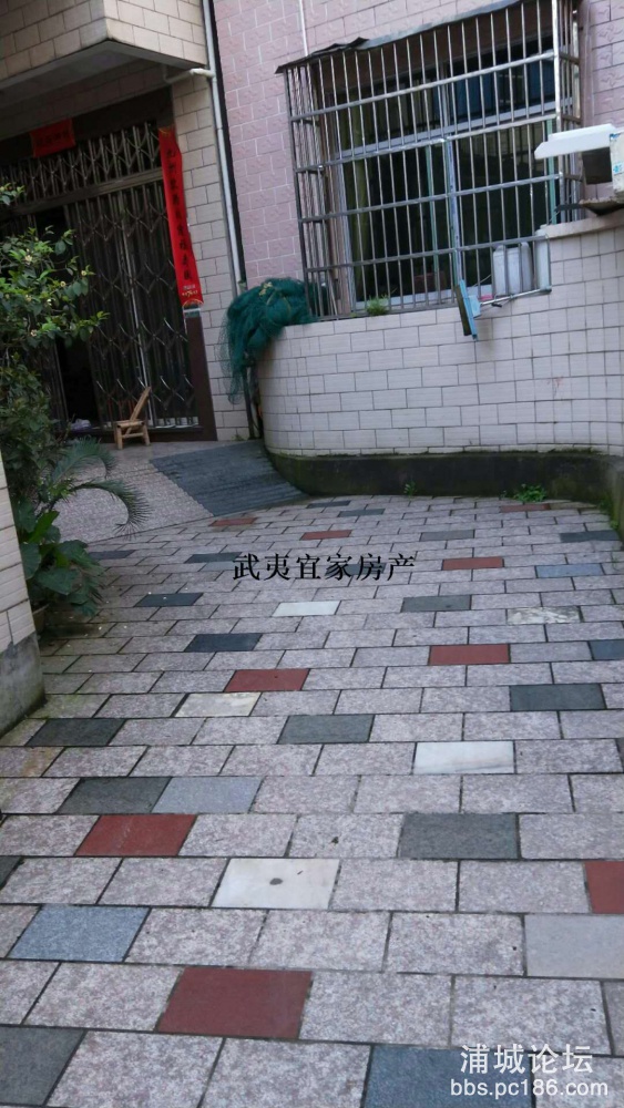 3be96ac9c50744b2a0d838bfff75922b.jpg