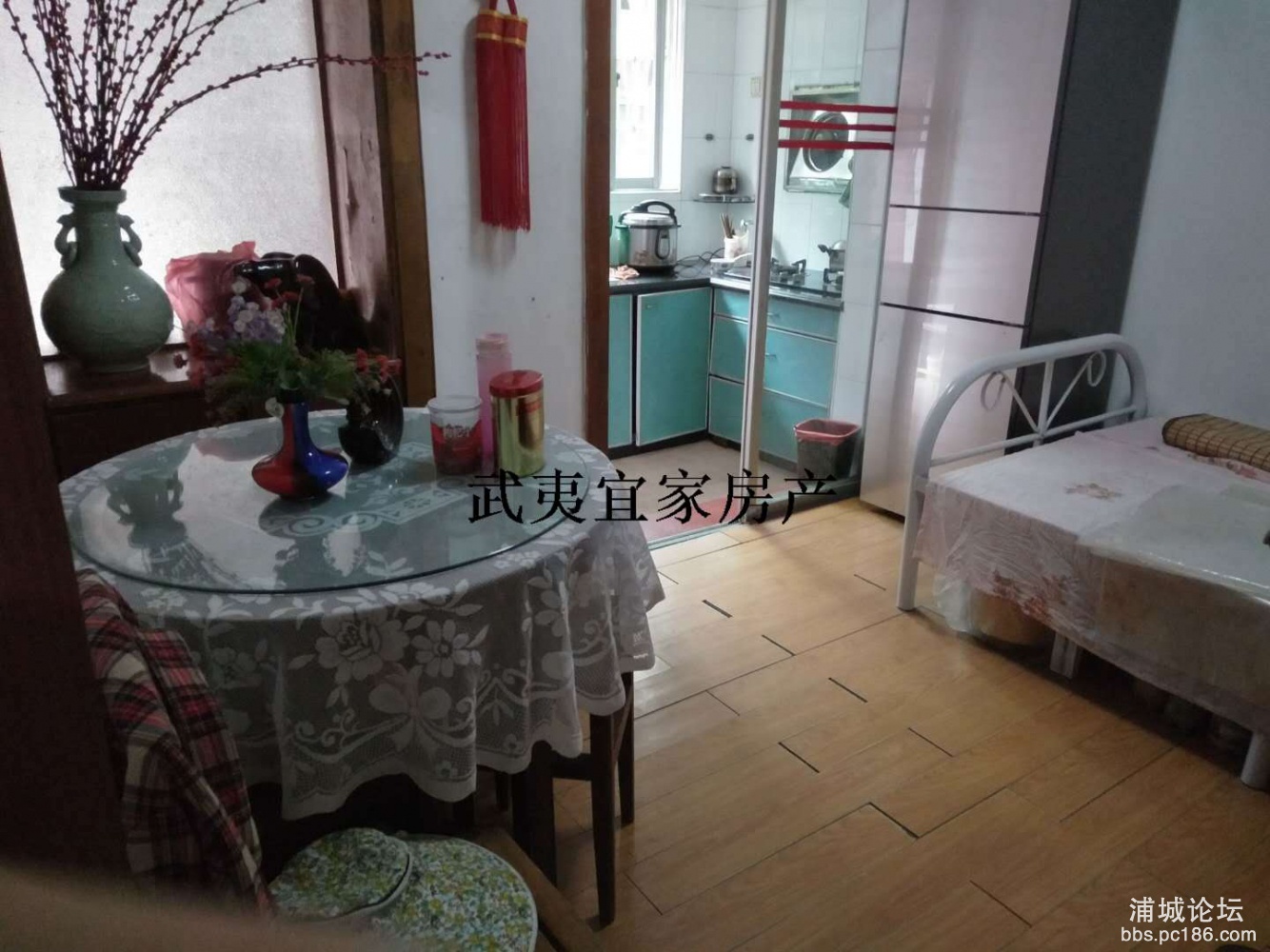 ce722ce5e94f43f18e0cad947172c48e.jpg