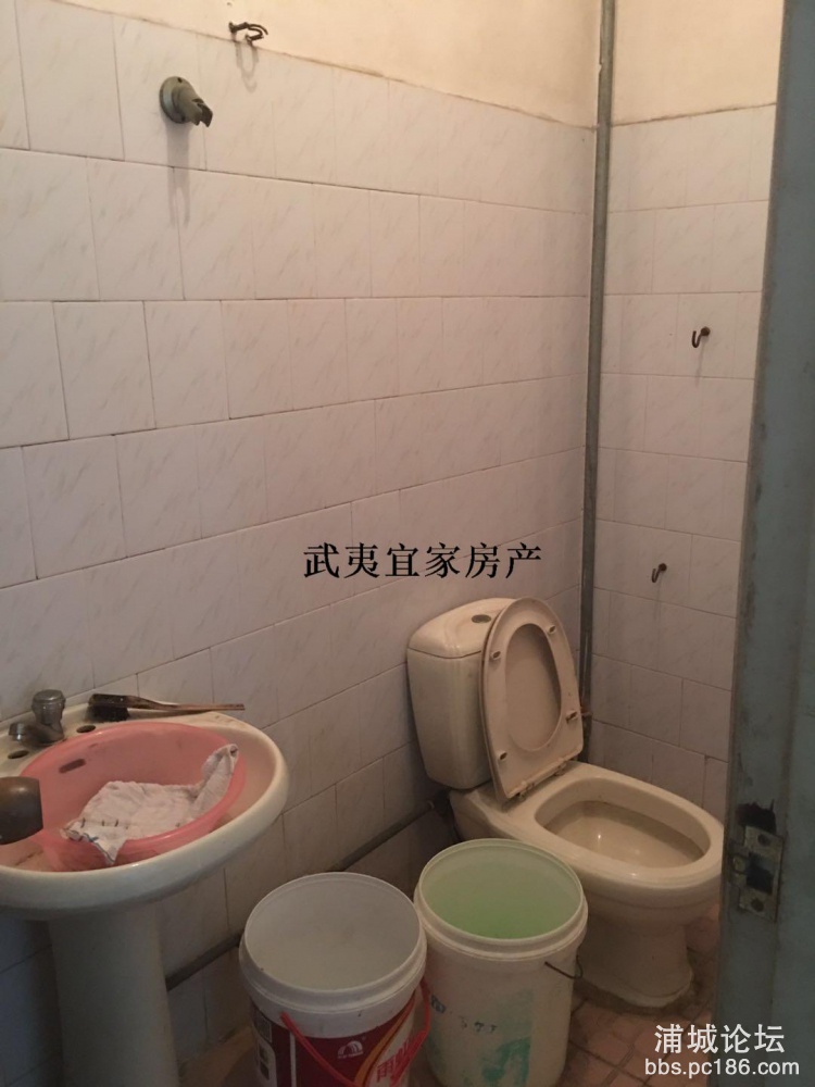 d2b338a544a5494cae3e1fa2471e467e.jpg