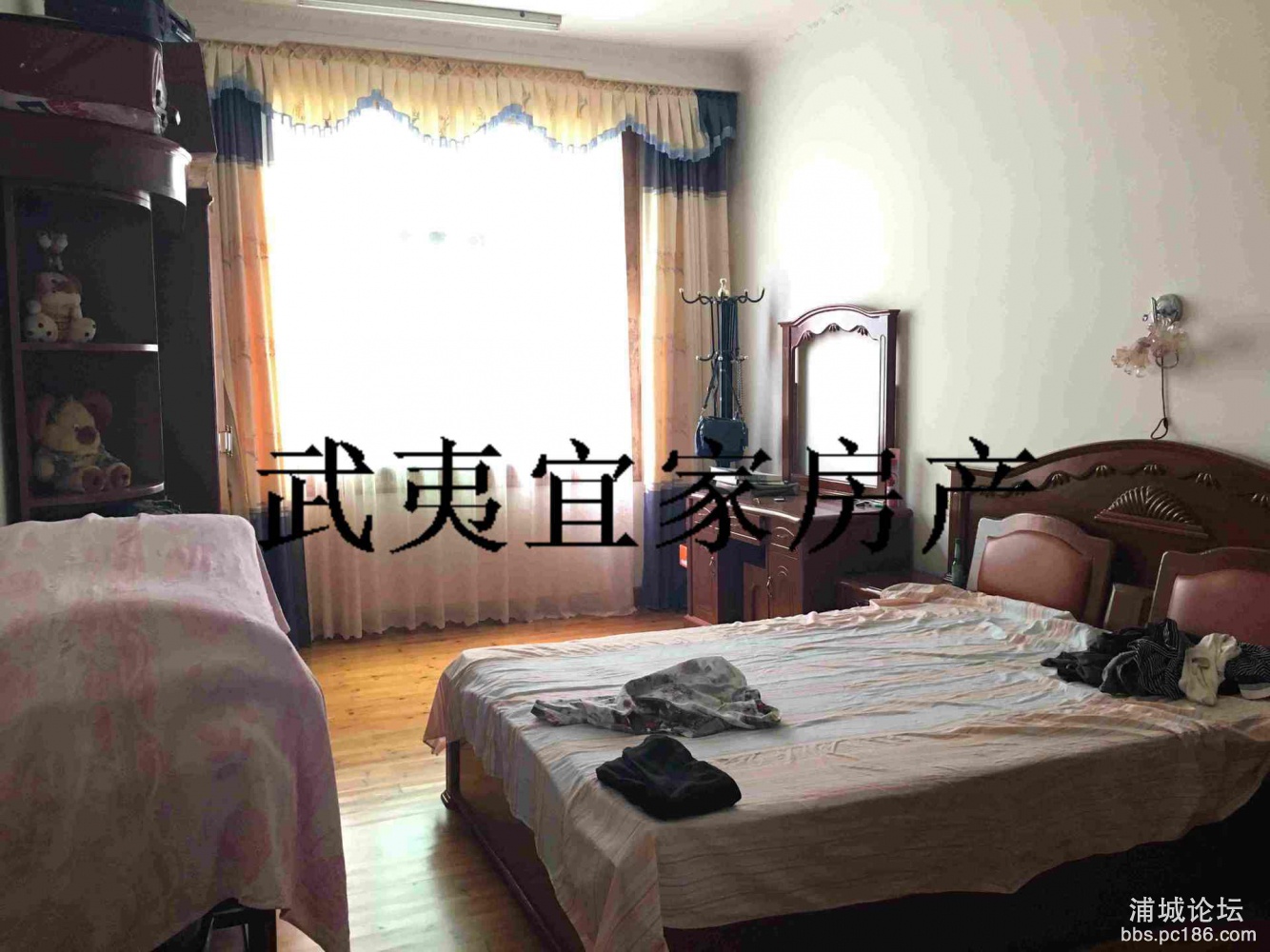899fe588d66d4bdfb9c3134664ed29ef.jpg