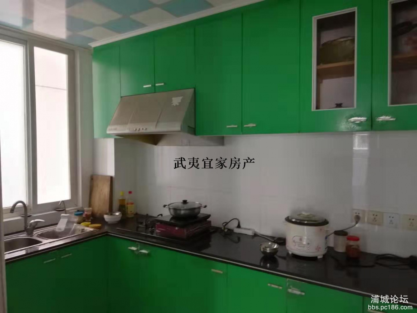 eb3d33f9056447a8b770af4161f88cb9.jpg