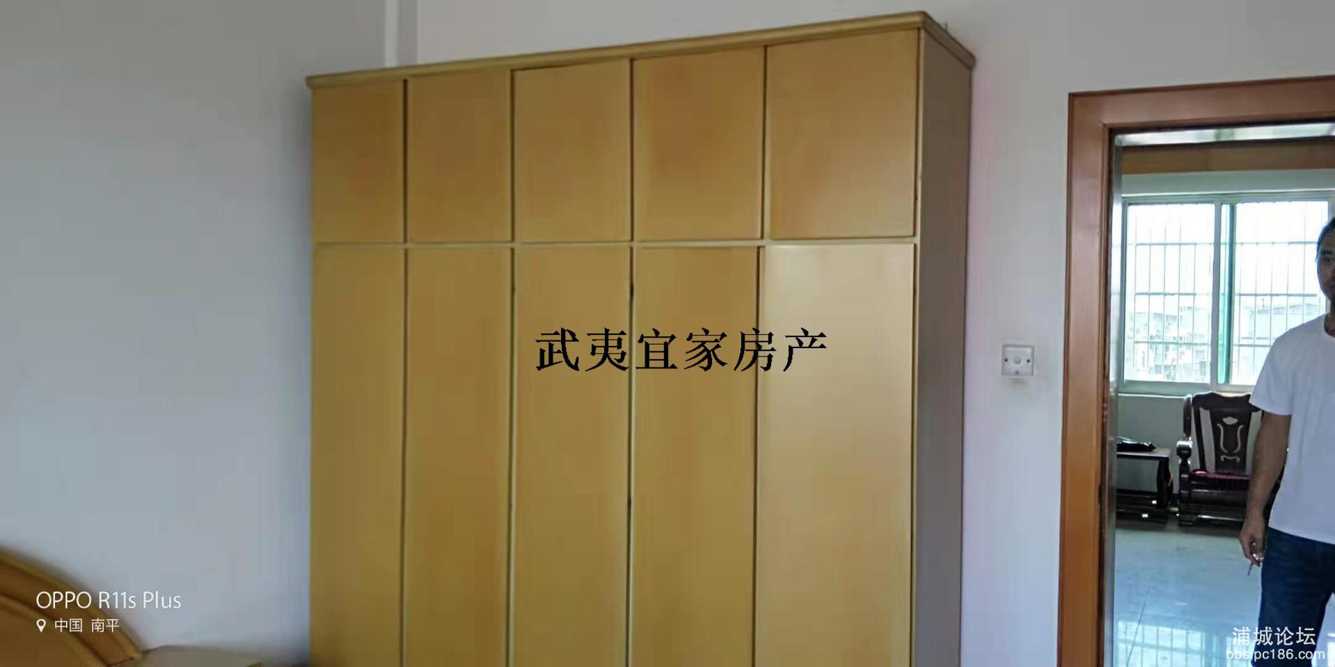 9029027a8af74bc3b1b15a737987a34a.jpg