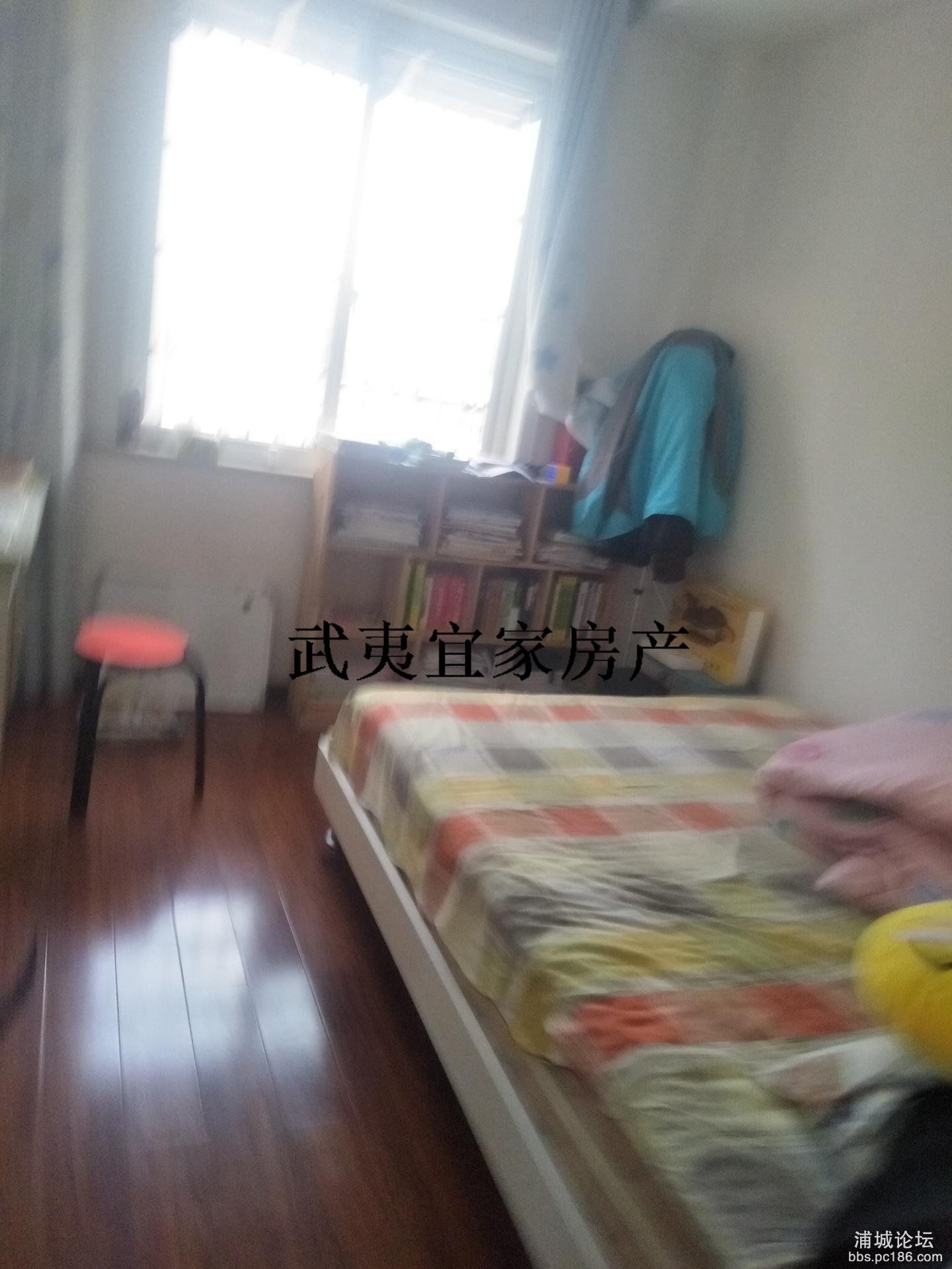 498daa8d45764258aa313bb3f839c430.jpg