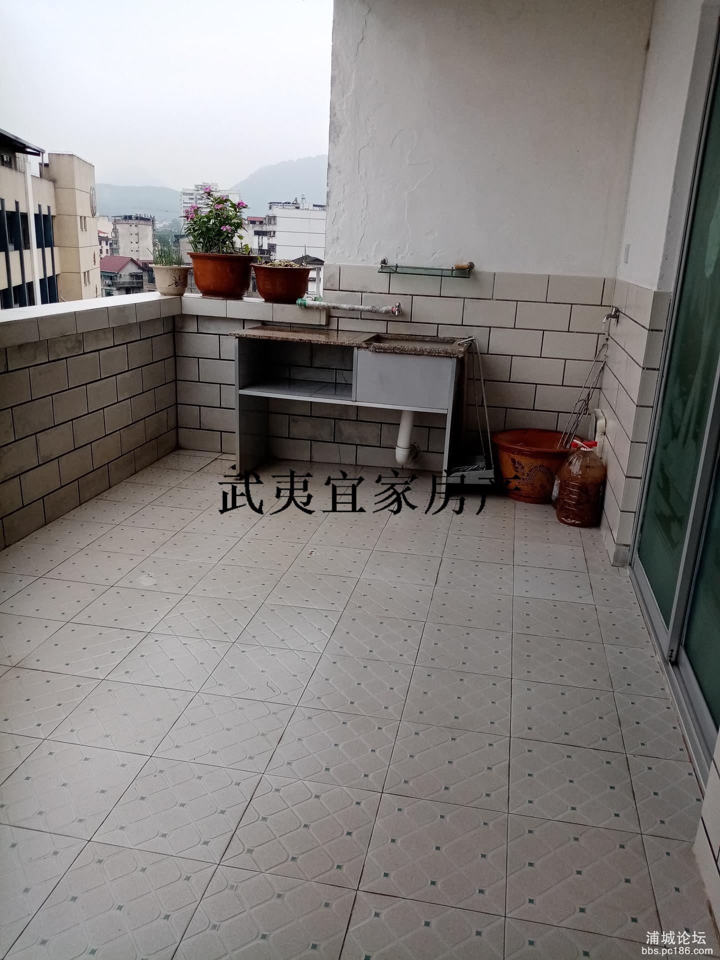 df18d93766d94cb89b94c357d435826b.jpg