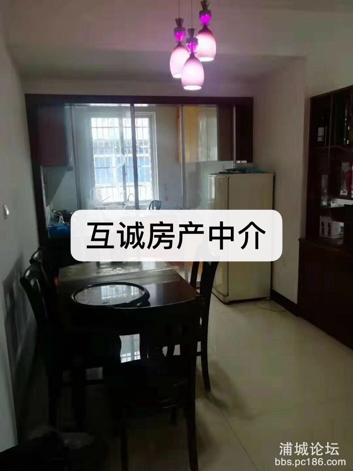 Fte_W2slJsqZuO5yTvNRrJAQQKGR.jpg