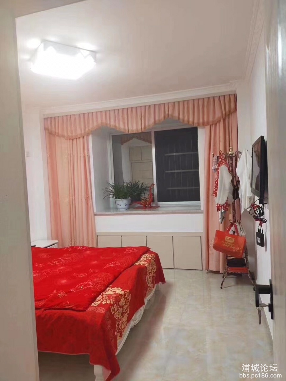 front1_FnmjE3NYoYBd69bCelKQvczfSHrd.jpg