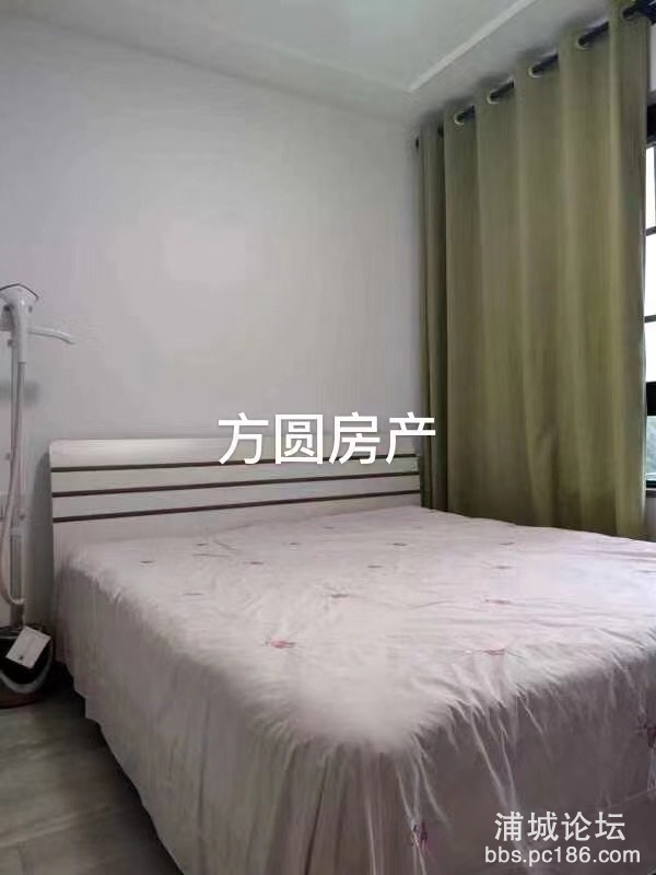 front1_0_FiGsldiGbH2J17GC5KxuMucl0QNu.jpg
