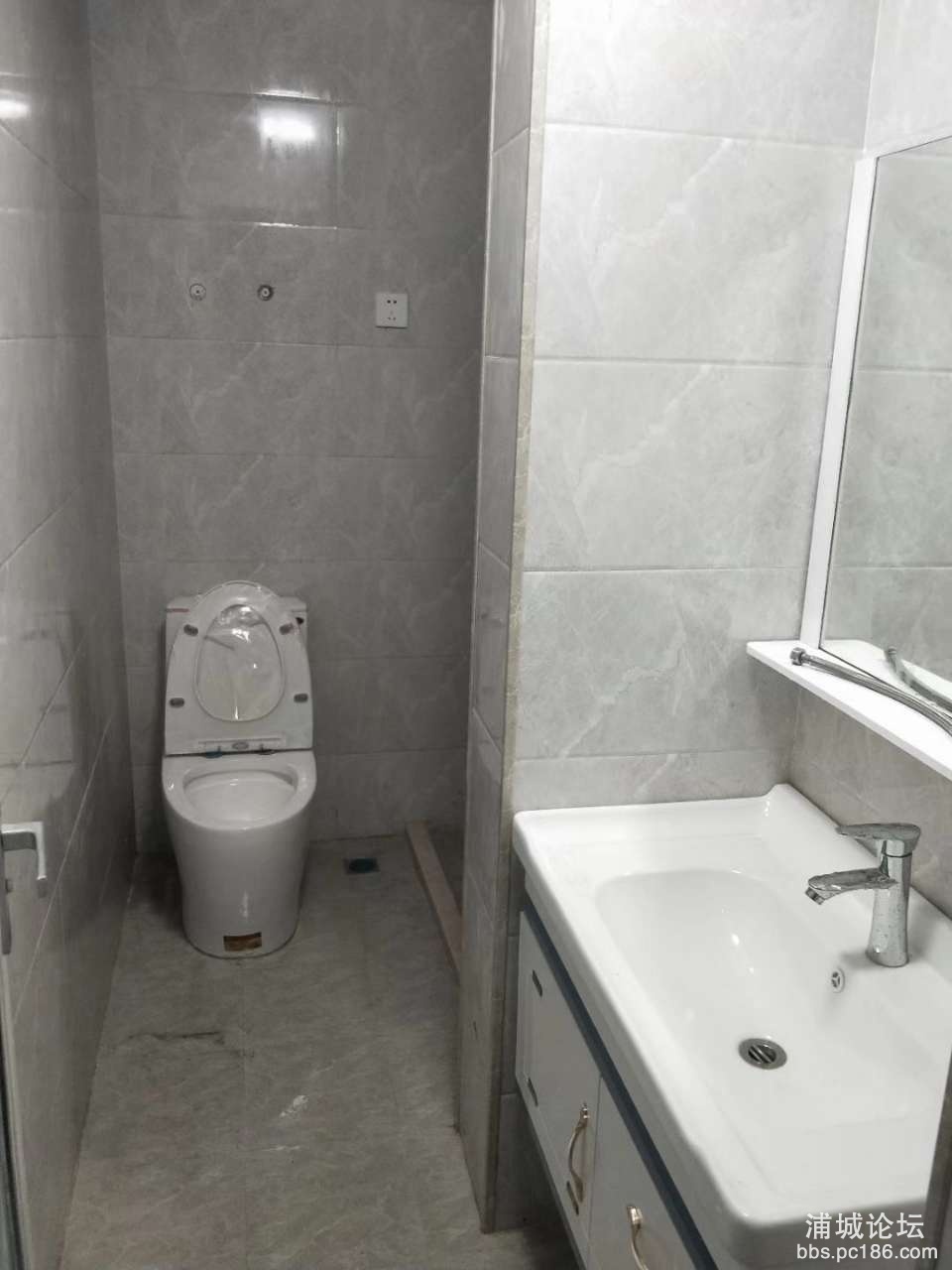 front2_0_FvjNT-egNsg87UzBTEvWwuEbmpAA.1605059279.jpg
