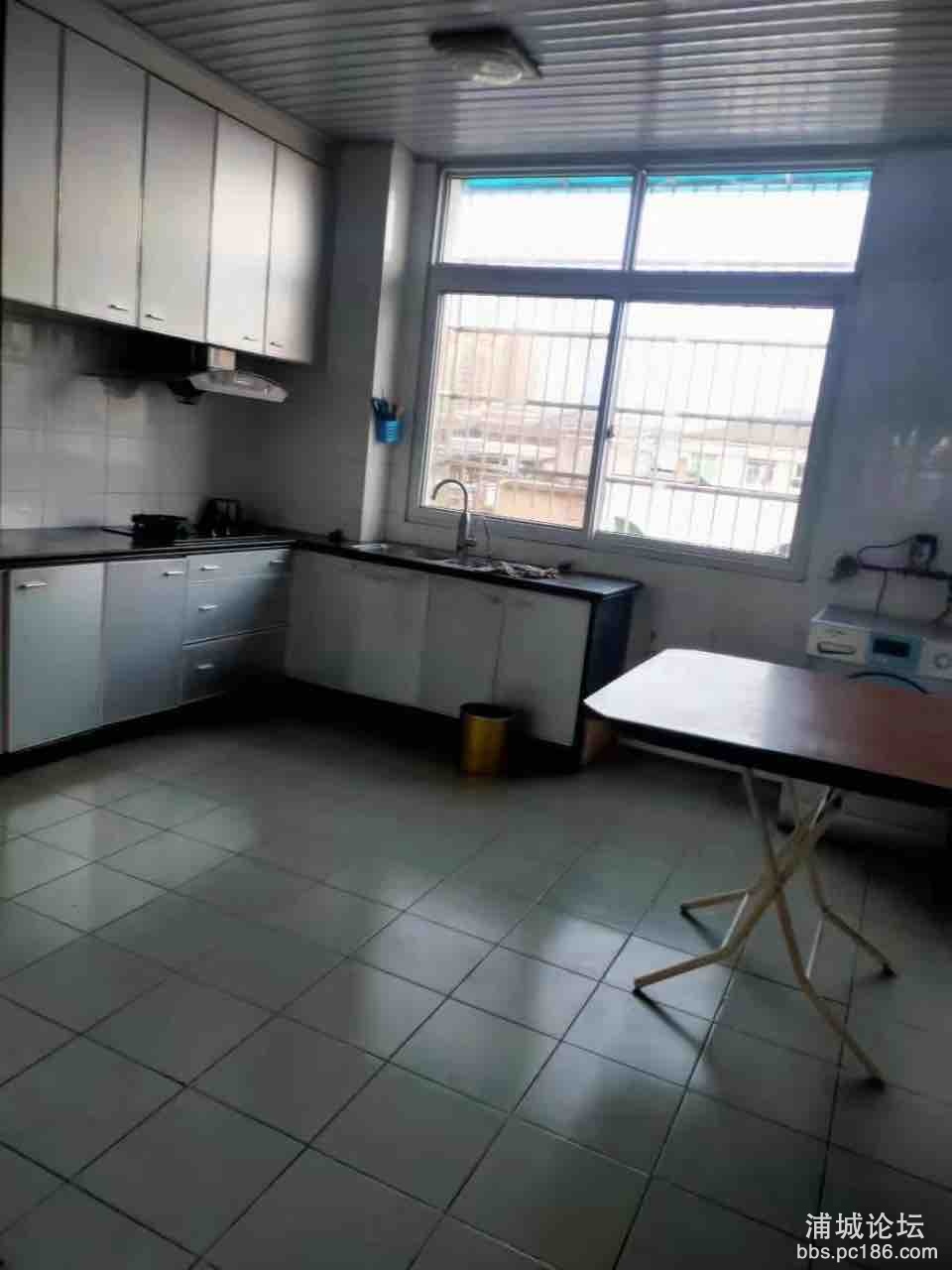 front1_0_FkD9H7IKak4u0ISLxjPg_awz-SE1.1612066581.jpg