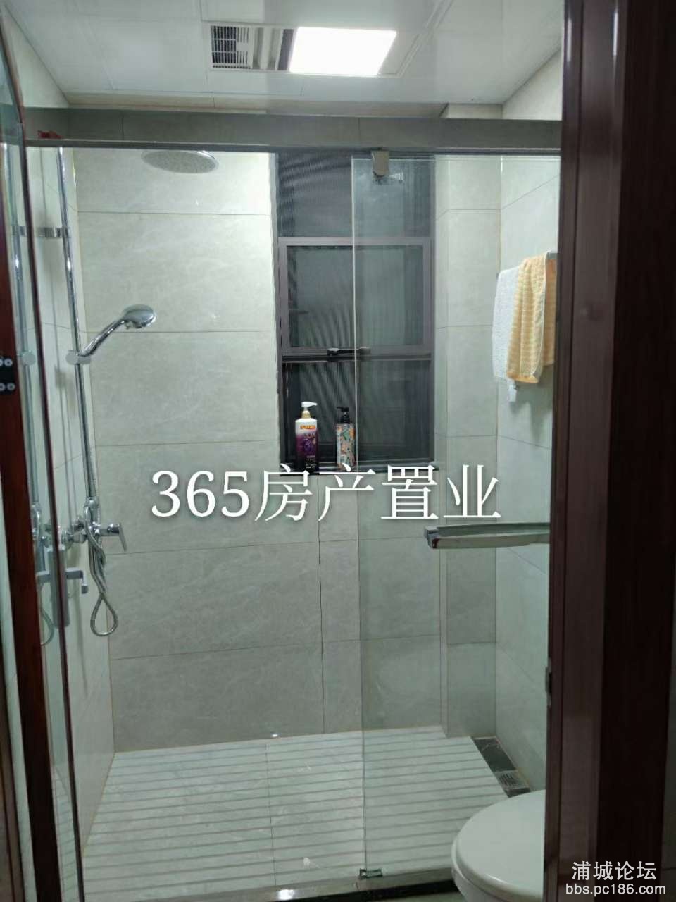 front2_0_FmATYHoXnIV0hOJ5PbAnW7VbmlRV.1615728700.jpg