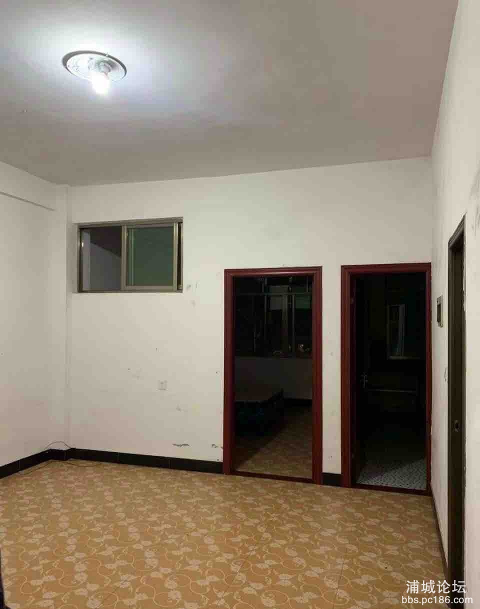 front1_0_FptCf3bSr_NPIiMHyJFbDKj-30Xq.1616771180.jpg