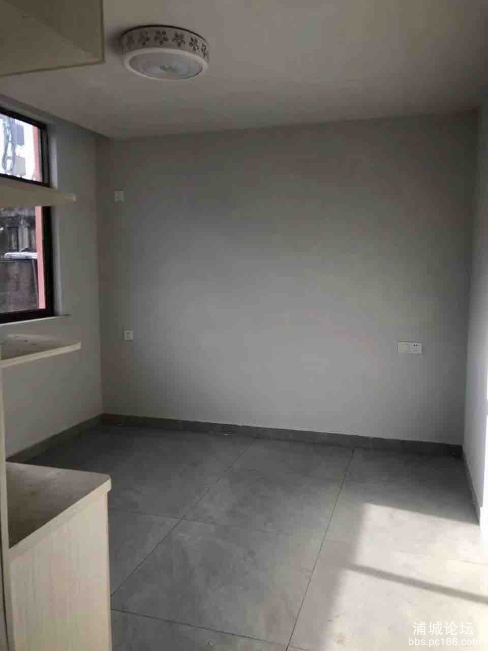 front1_0_FliHlt-HYFkhE3nlE1NNEI_sYuz5.1620609180.jpg