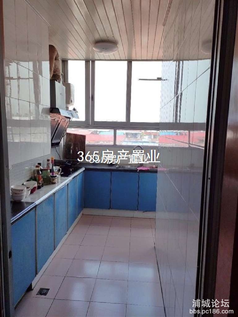 20220106210154front2_0_240886_FqecZ5B7jC4HmjZAiQ105j2njEhE.jpg
