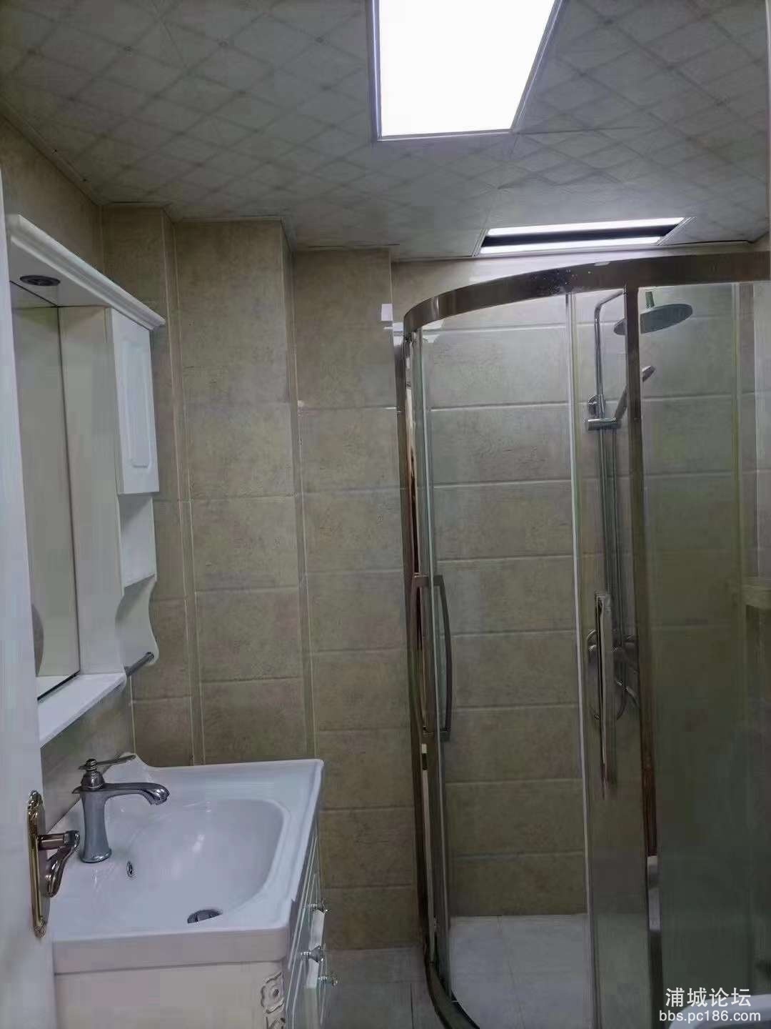20230331230734front2_0_246609_FpbHjP-xGTCkaGqHZeZ-ZcPqp8rc.jpg