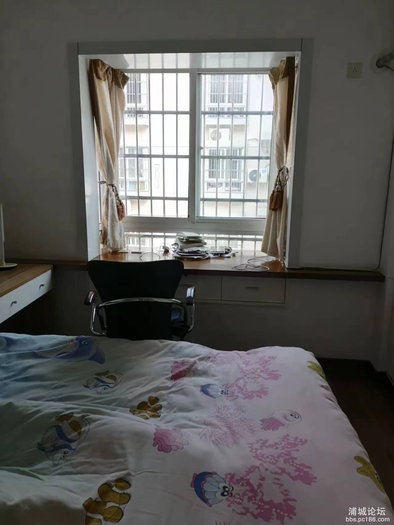 次卧