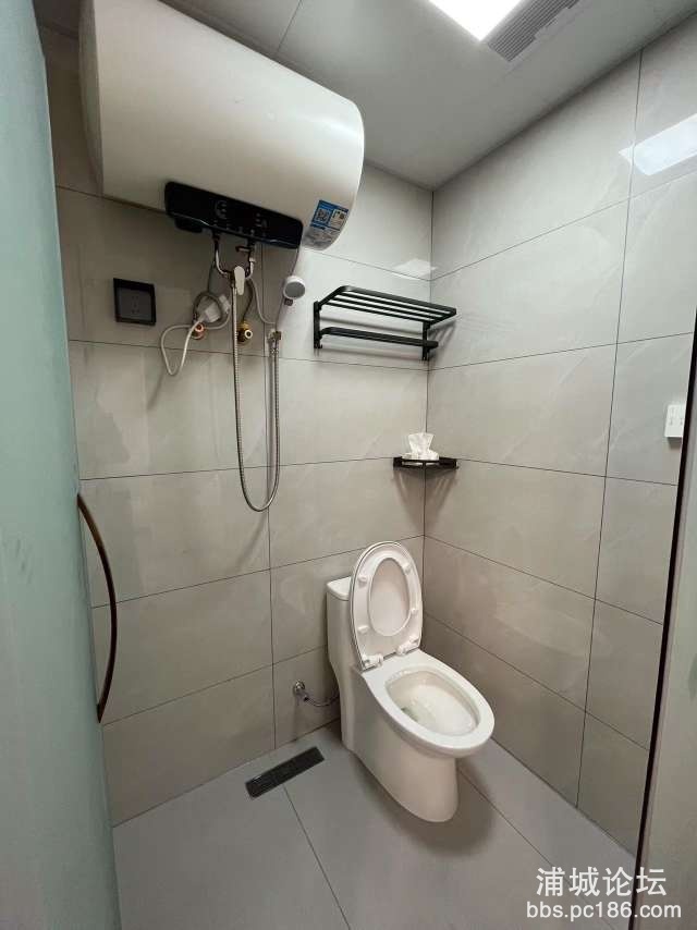 20250510115428front2_0_247151_FqofInMjmNu8Tq0unU9SExk5iG-q.jpg